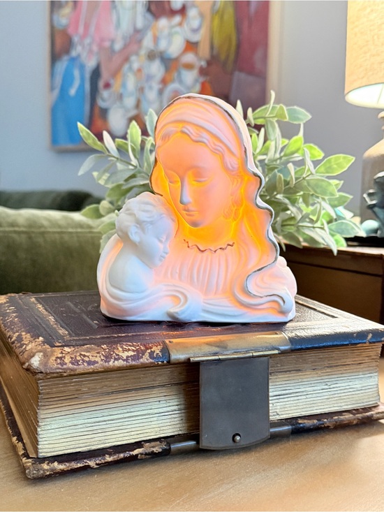 Vintage Other - Vintage Porcelain Madonna & Child Night Light